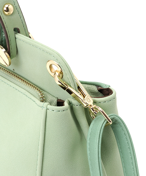 laboratory work（ラボラトリーワーク）の「ヌバック2WAYハンドバック（ハンドバッグ・レディース・レッド/ミント/グレイッシュベージュ・フリー）」の8枚目の写真