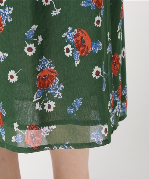 SLY（スライ）の「FLORAL OP（ワンピース・レディース・ブルー/レッド/グリーン・1/2）」の8枚目の写真