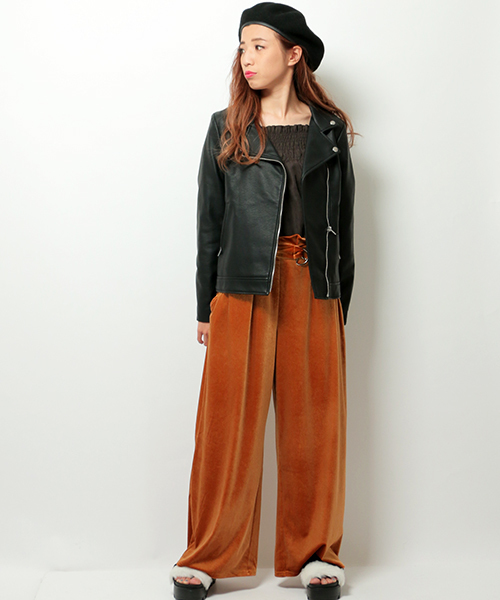 VENCEEXCHANGE（ヴァンスエクスチェンジ）の「合皮ライダースブルゾン（ライダースジャケット・レディース・ブラック・MEDIUM）」の2枚目の写真