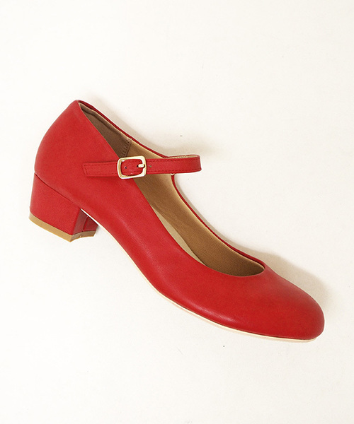 byあしながおじさん（バイアシナガオジサン）の「〈byあしながおじさん〉　ストラップパンプス（パンプス・レディース・ワイン/ブラック系その他/ベージュ/ブラック/クリアブラック/レッド/アッシュ/ワインレッド/クリアレッド/ライトベージュ/グリーン・24.0cm/22.5cm/24.5cm/23.5cm/23.0cm）」の8枚目の写真