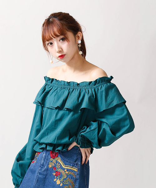 WEGO（ウィゴー）の「WEGO/フリルオフショルブラウス（シャツ/ブラウス・レディース・ブラック/オフホワイト/ダークグリーン/パープル・LARGE/MEDIUM）」の19枚目の写真