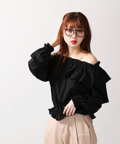 WEGO（ウィゴー）の「WEGO/フリルオフショルブラウス（シャツ/ブラウス・レディース・ブラック/オフホワイト/ダークグリーン/パープル・LARGE/MEDIUM）」の18枚目の写真