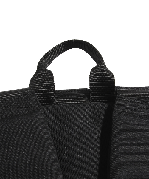 PUMA（プーマ）の「バックパック - Traction(トラクション)（バックパック/リュック・メンズ・ブラック/ネイビー・フリー）」の5枚目の写真