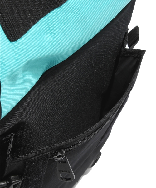 PUMA（プーマ）の「バックパック - Traction(トラクション)（バックパック/リュック・メンズ・ブラック/ネイビー・フリー）」の7枚目の写真