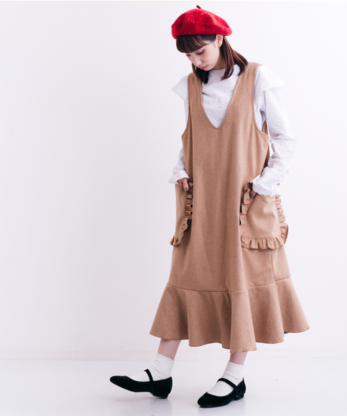 MERLOT（メルロー）の「フリルビッグポケットジャンパースカート2453（ワンピース・レディース・ブラック/ベージュ/グレー・FREE）」の13枚目の写真