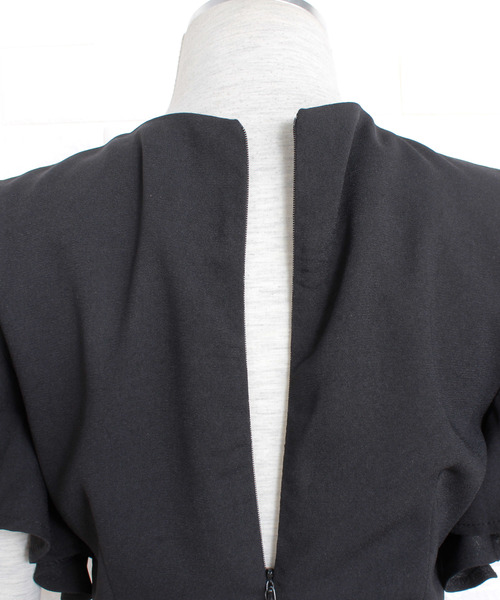 Primazel（プリマゼル）の「ウエストリボン付きフリルショルダーフロントタックワイドパンツオールインワン（つなぎ/オールインワン・レディース・ブラック/ピンク系その他/ネイビー・ONE SIZE）」の16枚目の写真