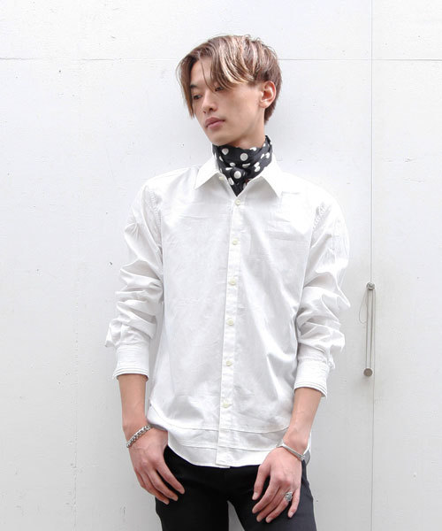 MIDWEST(ミッドウエスト)の「ANREALAGE × MIDWEST別注 ダブルレイヤードシャツ(シャツ/ブラウス・メンズ・ホワイト/ネイビー・MEDIUM/LARGE)」の1枚目の写真