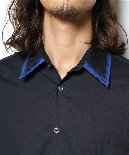 MIDWEST(ミッドウエスト)の「ANREALAGE × MIDWEST別注 ダブルレイヤードシャツ(シャツ/ブラウス・メンズ・ホワイト/ネイビー・MEDIUM/LARGE)」の5枚目の写真