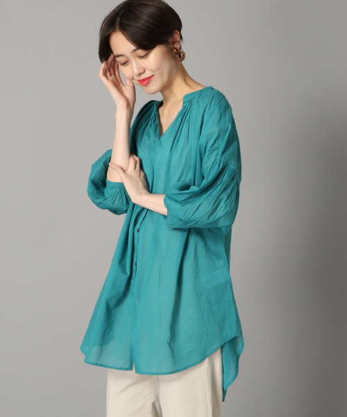 LOWRYS FARM(ローリーズファーム)の「ボイルチュニックブラウス 829980(シャツ/ブラウス・レディース・ベージュ/パープル/オフホワイト/グリーン・FREE)」の4枚目の写真