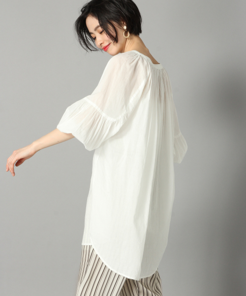 LOWRYS FARM(ローリーズファーム)の「ボイルチュニックブラウス 829980(シャツ/ブラウス・レディース・ベージュ/パープル/オフホワイト/グリーン・FREE)」の12枚目の写真