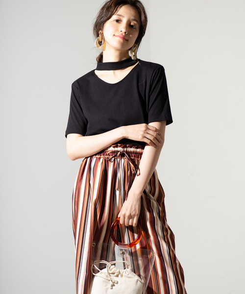 WEGO(ウィゴー)の「WEGO/チョーカーリブTシャツ(Tシャツ/カットソー・レディース・パープル系その他2/ブラウン系その他3/ブラック/ホワイト/ベージュ/パープル/ブラック系その他5・FREE)」の8枚目の写真