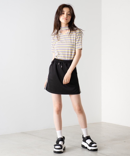 WEGO(ウィゴー)の「WEGO/チョーカーリブTシャツ(Tシャツ/カットソー・レディース・パープル系その他2/ブラウン系その他3/ブラック/ホワイト/ベージュ/パープル/ブラック系その他5・FREE)」の13枚目の写真