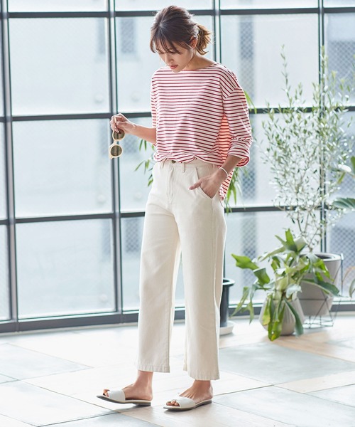 KOBE LETTUCE(コウベレタス)の「スクエアベルトフラットサンダル(サンダル・レディース・ホワイト/ブラック/イエロー/グレイッシュベージュ/パイソン/ブラウン系その他/ブラック系その他/キャメル/ブラウン系その他2・S/M/L/LL)」の16枚目の写真