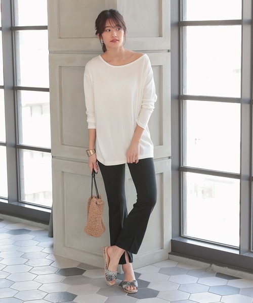 KOBE LETTUCE(コウベレタス)の「スクエアベルトフラットサンダル(サンダル・レディース・ホワイト/ブラック/イエロー/グレイッシュベージュ/パイソン/ブラウン系その他/ブラック系その他/キャメル/ブラウン系その他2・S/M/L/LL)」の14枚目の写真