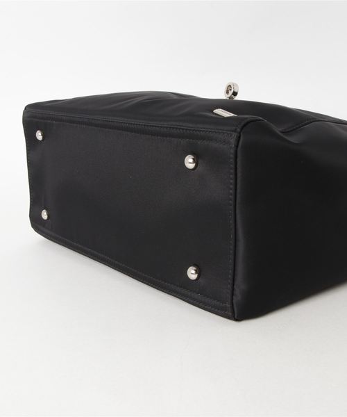 LA BAGAGERIE(ラバガジェリー)の「NEWおむすびトート Sサイズ(トートバッグ・レディース・ブラック/ネイビー/グリーン系カモフラージュ/ブラック系その他/ワイン・FREE)」の8枚目の写真