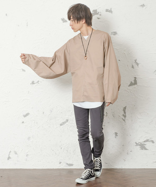 MinoriTY（マイノリティ）の「バルーン袖Vネックシャツ（シャツ/ブラウス・メンズ・ブラック/ベージュ・M/L）」の11枚目の写真