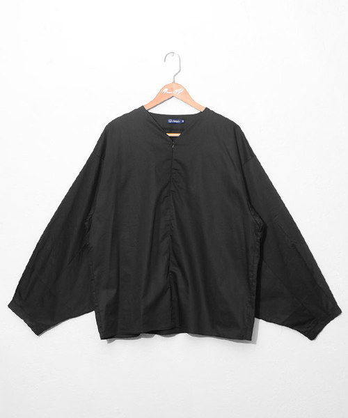 MinoriTY（マイノリティ）の「バルーン袖Vネックシャツ（シャツ/ブラウス・メンズ・ブラック/ベージュ・M/L）」の8枚目の写真