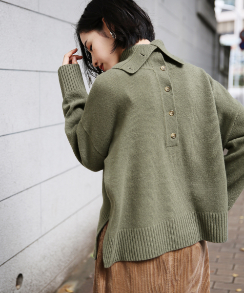 LOWRYS FARM(ローリーズファーム)の「イタリー2WAYプルオーバー 840680(ニット/セーター・レディース・ブラック/グレー/ブラウン/カーキ・FREE)」の4枚目の写真