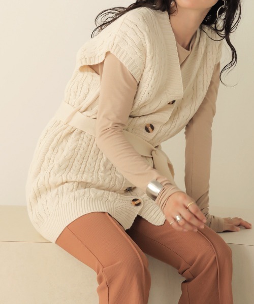 Bab（バブ）の「【WEB限定】前開きロングニットベスト（ベスト・レディース・ブラウン/ブラック/アイボリー・FREE）」の10枚目の写真