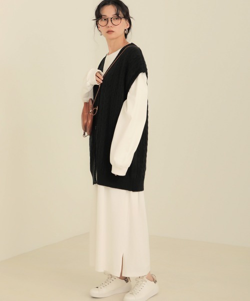 Bab（バブ）の「【WEB限定】前開きロングニットベスト（ベスト・レディース・ブラウン/ブラック/アイボリー・FREE）」の14枚目の写真