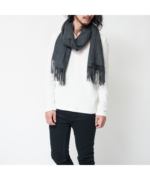 NO ID.（ノーアイディ）の「【NO ID.】Cashmere Blend Wool Stole / カシミヤ 混 ウール ストール（ストール/ショール・メンズ・ベージュ/ネイビー/ダークグレー・ONE SIZE）」の2枚目の写真