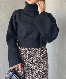 SHAGGIE（シャギー）の「タートルカラーショート丈ニット（ニット/セーター）」