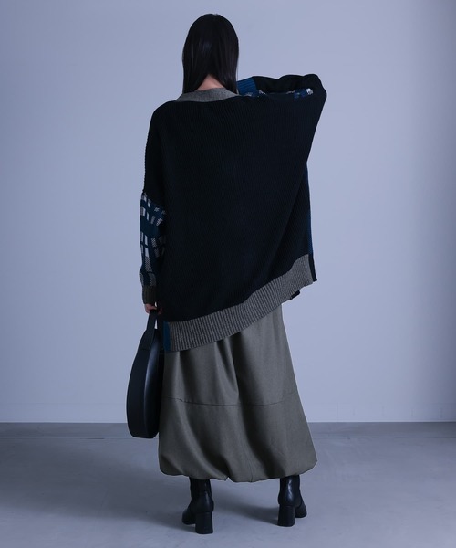 kOhAKU（コハク）の「『アシメチェック柄ニットカーディガン』（カーディガン/ボレロ・レディース・ブラック・1/2）」の16枚目の写真