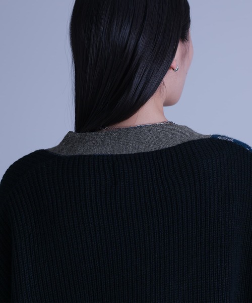 kOhAKU（コハク）の「『アシメチェック柄ニットカーディガン』（カーディガン/ボレロ・レディース・ブラック・1/2）」の21枚目の写真