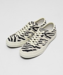 CONVERSE（コンバース）の「CONVERSE / コンバース スター&バーズ ゼブラスエード OX ゼブラ（スニーカー・メンズ）」
