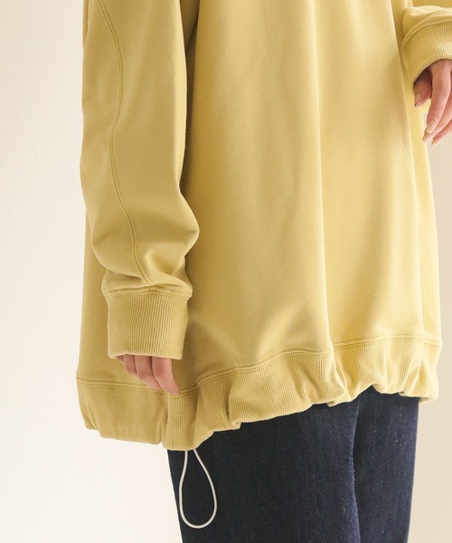HER CLOSET(ハークローゼット)の「【HERCLOSET】ミニ裏毛ドロストビッグシルエットスウェット(スウェット・レディース・ブラック/ライトカーキ/ライトパープル/ライトイエロー/ライトベージュ/グレイッシュブルー・M)」の14枚目の写真