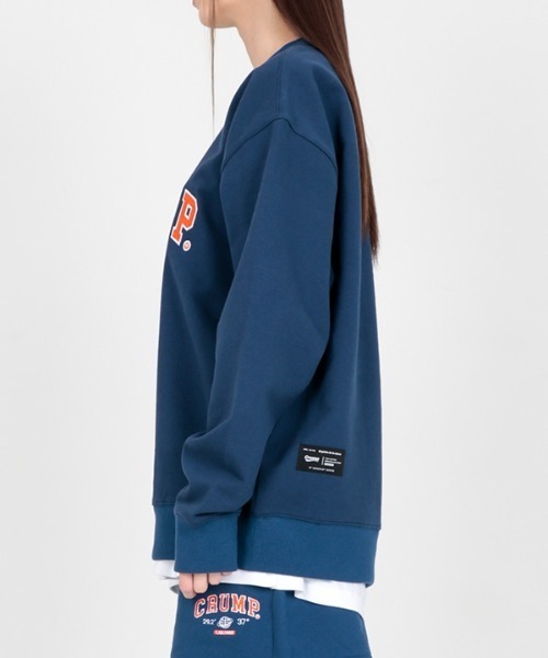 crump(クランプ)の「【crump 】クラシックスウェットシャツ(パーカー・レディース・ブラック/ネイビー・MEDIUM/LARGE)」の11枚目の写真