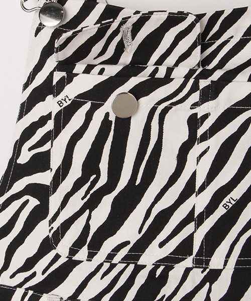 by LOVEiT（バイラビット）の「ショートオール（サロペット/オーバーオール・キッズ・アイボリー/ブラック/マルチ・120cm/130cm/140cm/150cm/160cm）」の11枚目の写真