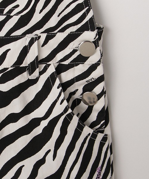 by LOVEiT（バイラビット）の「ショートオール（サロペット/オーバーオール・キッズ・アイボリー/ブラック/マルチ・120cm/130cm/140cm/150cm/160cm）」の12枚目の写真