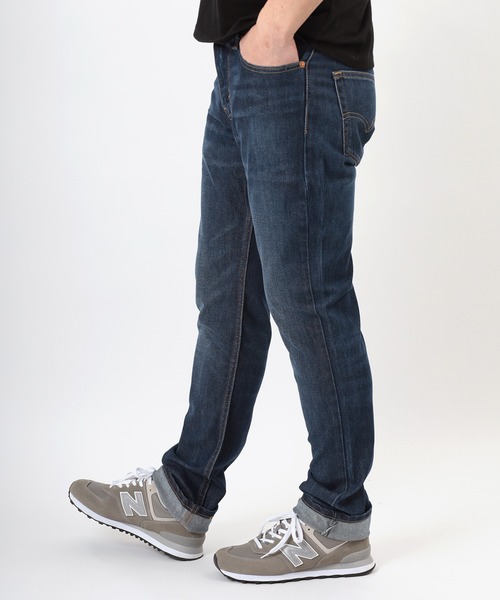 Levi's（リーバイス）の「【Levi’s/リーバイス】511 スリムストレート  5ポケットジーンズ（デニムパンツ・メンズ・ダークインディゴブルー/ライトインディゴブルー/ブルー系その他・30inch/34inch/36inch/29inch/33inch/32inch/31inch/28inch）」の4枚目の写真