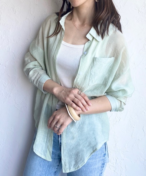 She's Closet(シーズクローゼット)の「ラウンドヘム長袖シアーシャツ(シャツ/ブラウス・レディース・ミント/ベージュ/ピンク/パープル/ホワイト・FREE)」の1枚目の写真