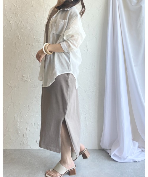 She's Closet(シーズクローゼット)の「ラウンドヘム長袖シアーシャツ(シャツ/ブラウス・レディース・ミント/ベージュ/ピンク/パープル/ホワイト・FREE)」の21枚目の写真