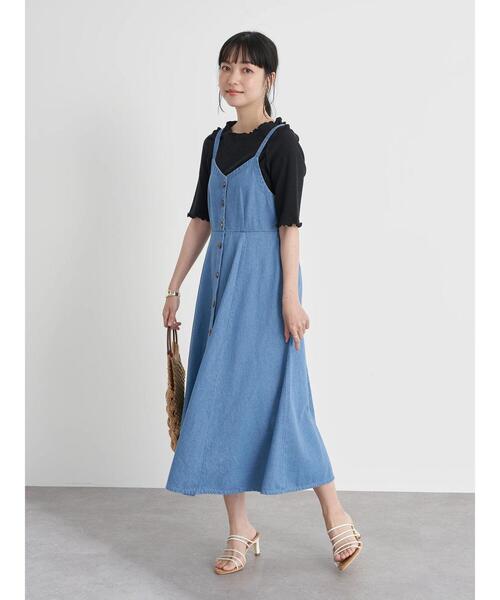 earth music&ecology（アースミュージックアンドエコロジー）の「【WEB限定】フロント釦デニムワンピース ＊（ワンピース・レディース・インディゴブルー/ライトインディゴブルー・FREE）」の7枚目の写真