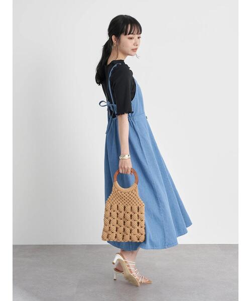 earth music&ecology（アースミュージックアンドエコロジー）の「【WEB限定】フロント釦デニムワンピース ＊（ワンピース・レディース・インディゴブルー/ライトインディゴブルー・FREE）」の8枚目の写真