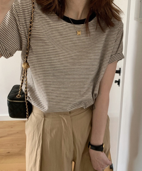 emi+（エミプラス）の「配色ルーズボーダーカットソー（Tシャツ/カットソー・レディース・ベージュ/オレンジ/ベージュ系その他・L/M/S）」の18枚目の写真