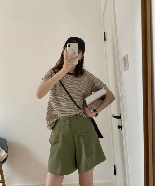 emi+（エミプラス）の「配色ルーズボーダーカットソー（Tシャツ/カットソー・レディース・ベージュ/オレンジ/ベージュ系その他・L/M/S）」の8枚目の写真