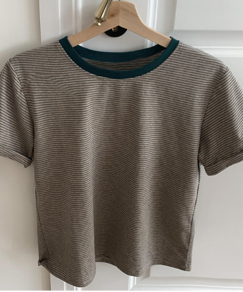 emi+（エミプラス）の「配色ルーズボーダーカットソー（Tシャツ/カットソー・レディース・ベージュ/オレンジ/ベージュ系その他・L/M/S）」の4枚目の写真