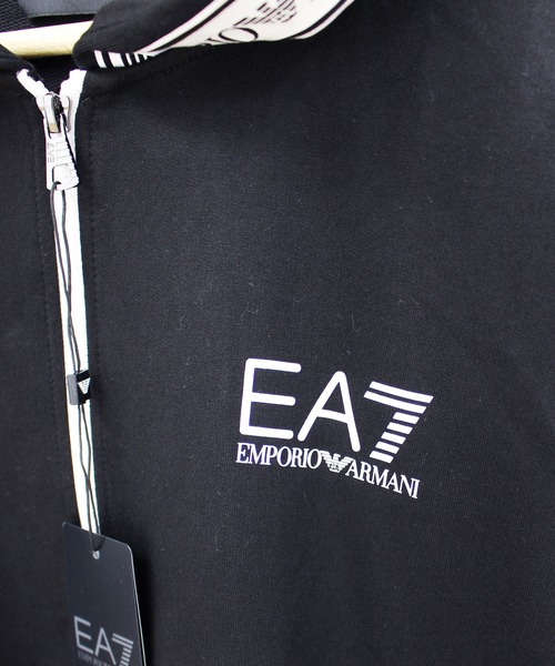 EMPORIO ARMANI EA7（エンポリオアルマーニイーエーセブン）の「ロゴラバープリント スウェット 上下 セットアップ 「3KPM25PJ05Z/3KPP51PJ05Z」（パーカー・メンズ・ブラック・S/M/XL/L）」の14枚目の写真