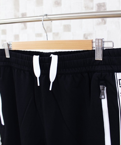 EMPORIO ARMANI EA7（エンポリオアルマーニイーエーセブン）の「ロゴラバープリント スウェット 上下 セットアップ 「3KPM25PJ05Z/3KPP51PJ05Z」（パーカー・メンズ・ブラック・S/M/XL/L）」の5枚目の写真