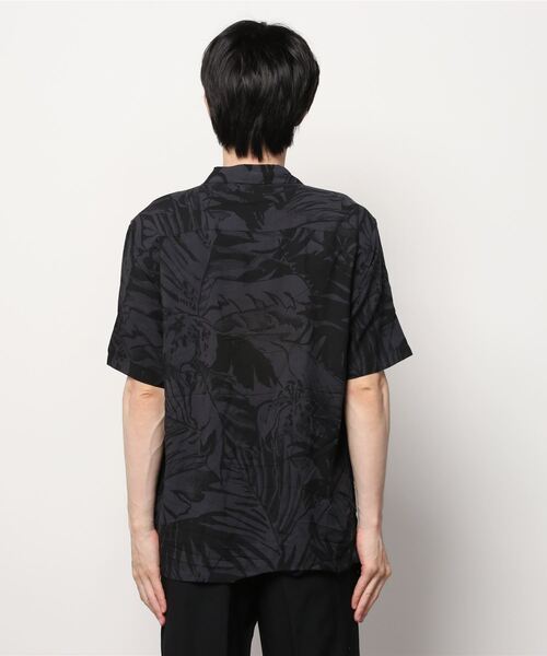 ALLSAINTS(オールセインツ)の「LANAI SS SHIRT | LANAI SS シャツ(シャツ/ブラウス・メンズ・ブラック系・XS/M/L/S)」の3枚目の写真