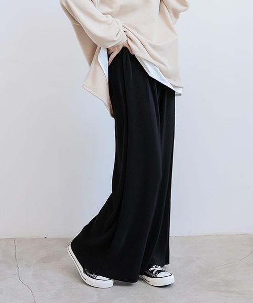 Amulet(アミュレット)の「プリーツワイドパンツ(その他パンツ・レディース・ホワイト/ブラック/ベージュ/パープル/グレー・FREE)」の17枚目の写真