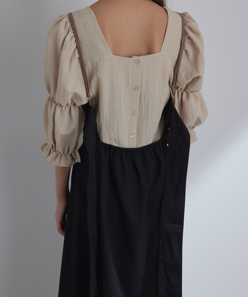 vis-`a-vis（ビサビ）の「【WEB限定】バックリボン合皮パイピングジャンパースカート（ワンピース・レディース・ブラック/ブラック系その他/ベージュ・S/M）」の16枚目の写真