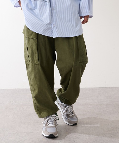 DISCOAT(ディスコート)の「リップストップカーゴパンツ(カーゴパンツ・メンズ・チャコールグレー/カーキ・MEDIUM/LARGE)」の2枚目の写真
