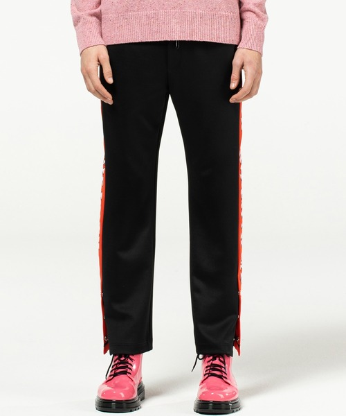 VIKTOR&ROLF(ヴィクター&ロルフ)の「VIKTOR&ROLF(ヴィクター&ロルフ)サイドラインジャージーパンツ/TAKE A TRIP JERSEY PANTS(その他パンツ・メンズ・ブラック・46/48/50)」の21枚目の写真