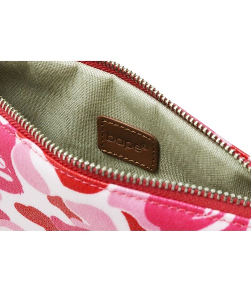 A BATHING APE（アベイシングエイプ）の「ABC CAMO MINI BAG L