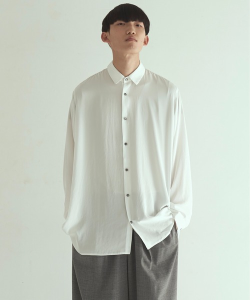 Utusiyo(ウツシヨ)の「oversized shirt 煙霞(シャツ/ブラウス・メンズ・ホワイト/ブラック・FREE)」の1枚目の写真